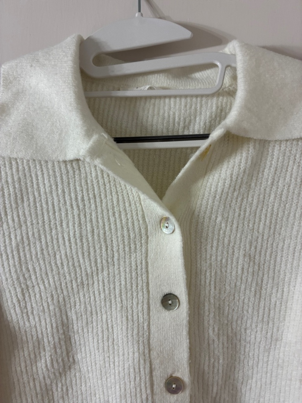 Cream Button-Front Ribbed Collared Shirt - Picture 4 of 6